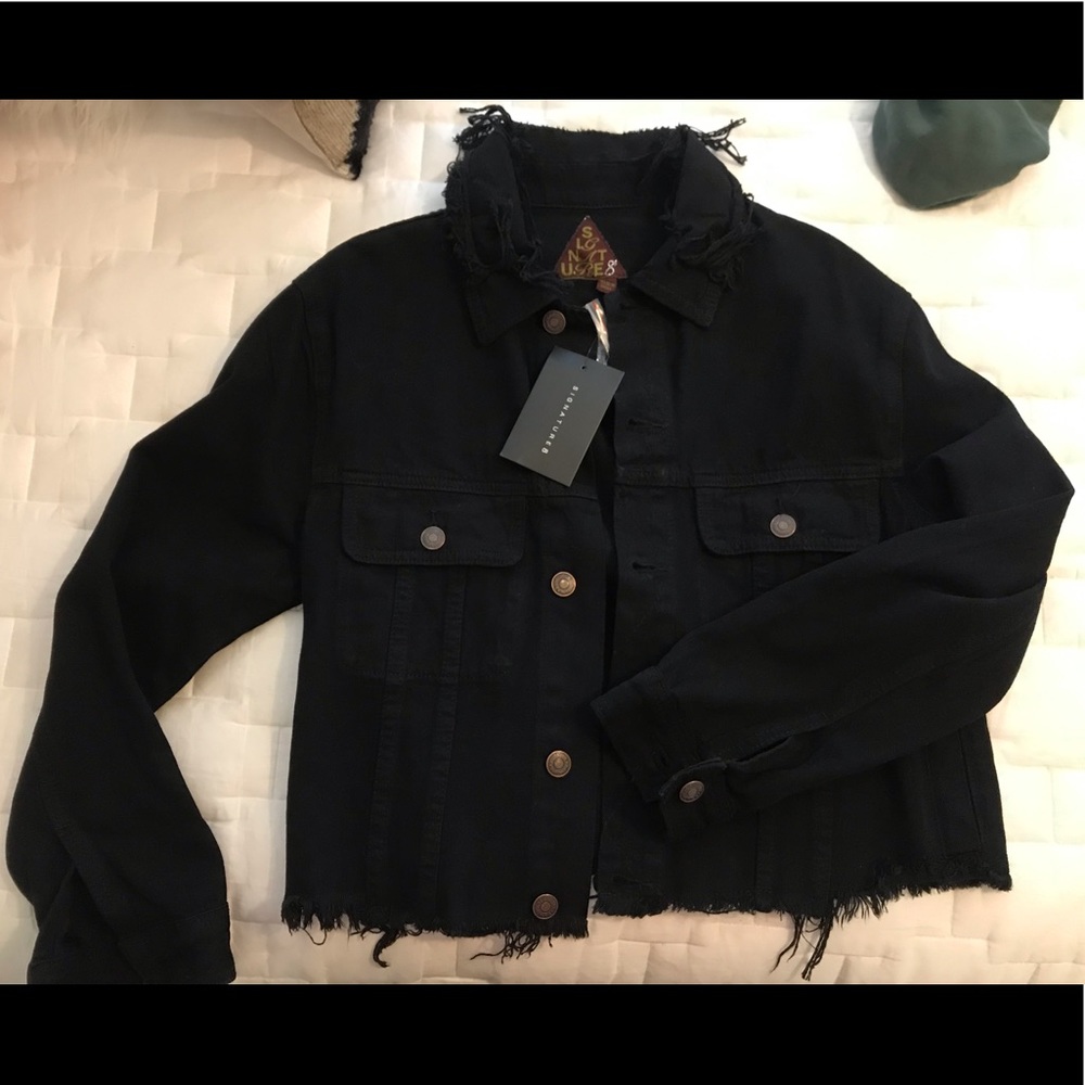 Signature 8 frayed black jean jacket